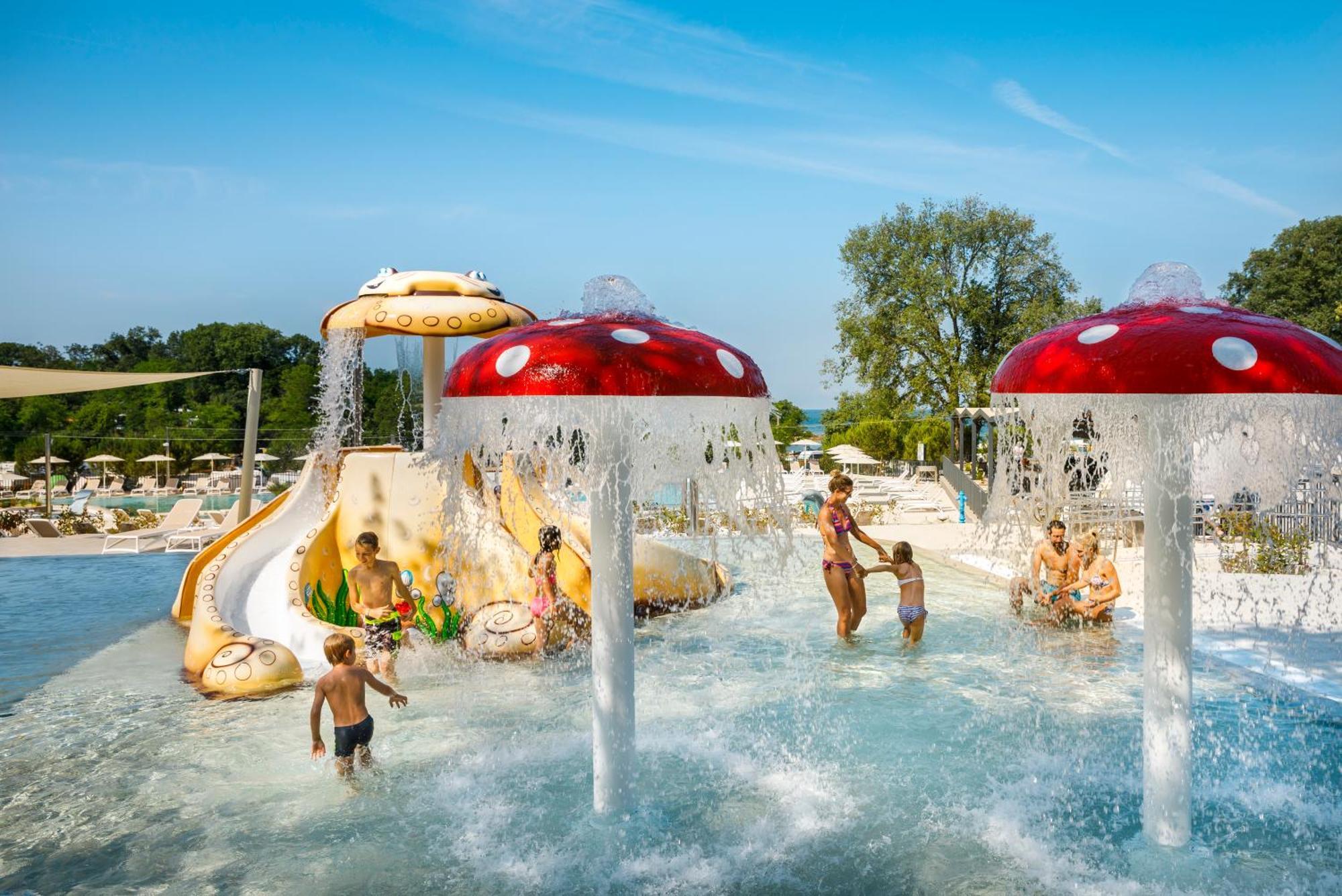 Aminess Planet Camping Maravea Resort - Pitches Novigrad Istria 外观 照片